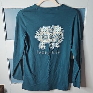 Ivory Ella Longsleeve Graphic Tee Women’s XS